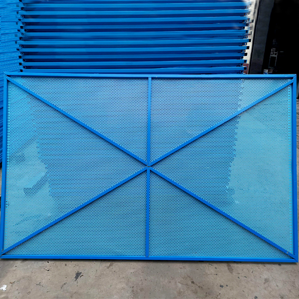 建筑專用爬架網(wǎng)-金屬圓孔沖孔爬架網(wǎng)圖片2 建筑專用爬架網(wǎng)-金屬圓孔沖孔爬架網(wǎng)圖片2