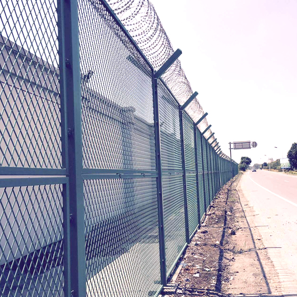 監(jiān)獄隔離護欄圖片4 監(jiān)獄隔離護欄圖片4