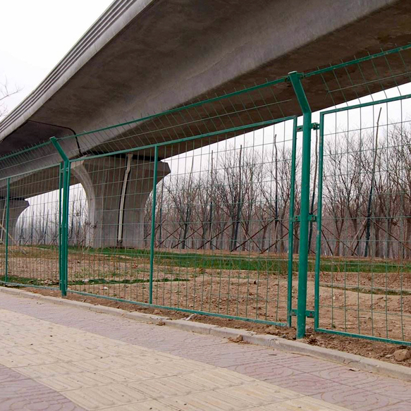 公路隔離網(wǎng)圖片3 公路隔離網(wǎng)圖片3