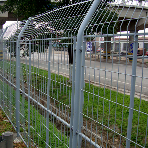 公路隔離網(wǎng)圖片4 公路隔離網(wǎng)圖片4