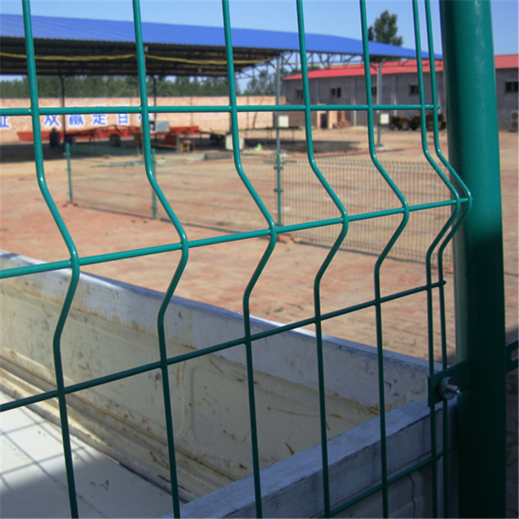 無(wú)邊框護(hù)欄網(wǎng)圖片3