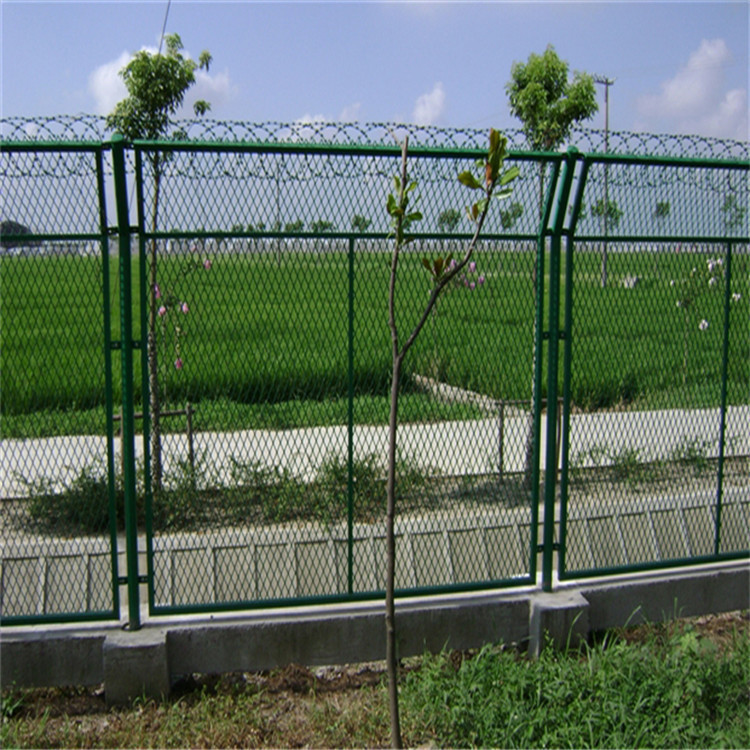 園區(qū)圍欄網(wǎng)圖片4 園區(qū)圍欄網(wǎng)圖片4