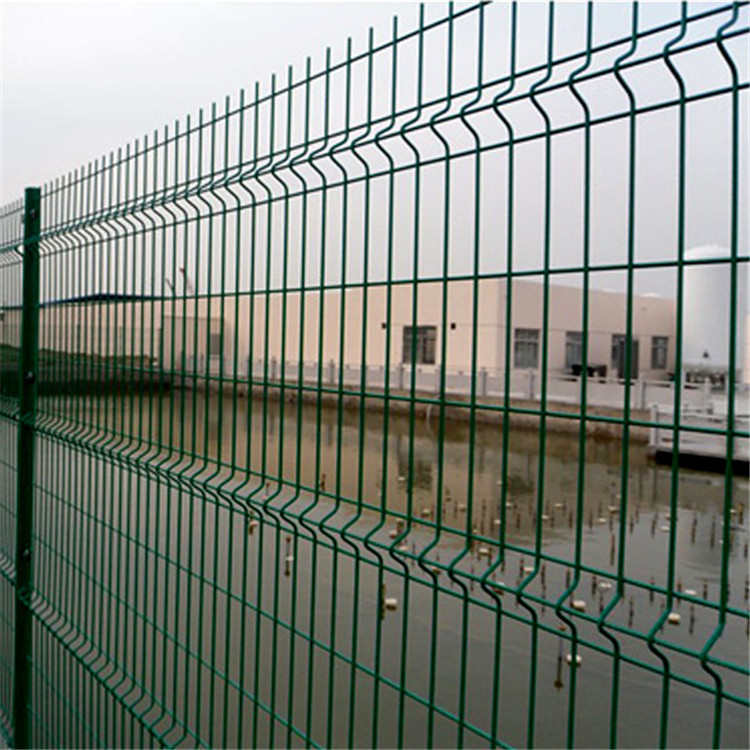 圈地雙邊絲護欄網(wǎng)圖片2