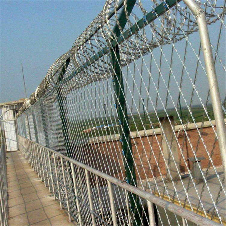 防攀爬Y型柱護(hù)欄圖片4 防攀爬Y型柱護(hù)欄圖片4