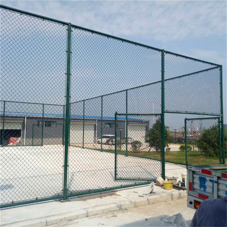 籃球場(chǎng)圍網(wǎng)圖片3 籃球場(chǎng)圍網(wǎng)圖片3