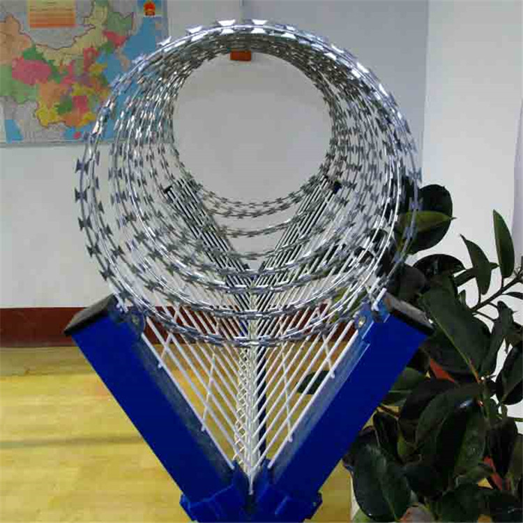 刀片刺繩圖片4 刀片刺繩圖片4